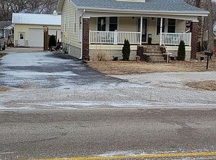 9823 Old Lincoln Trl, Fairview Heights, IL 62208