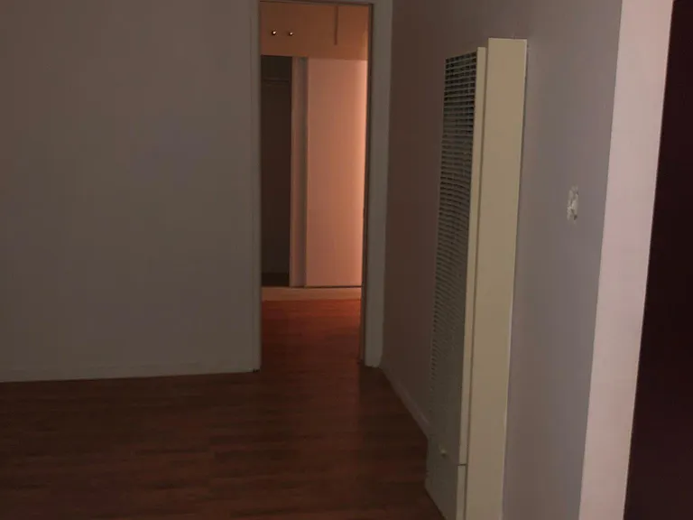407 Violet Ave — Photo 8