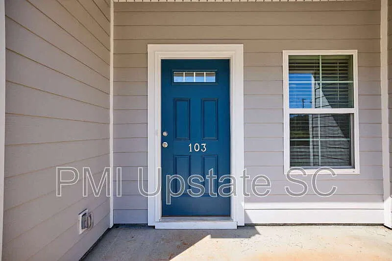 3 bed, 2.5 bath, $1,525 — Photo 3
