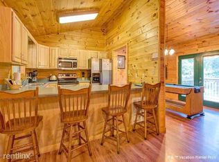 344 Hilltop Rd, Gatlinburg, TN 37738