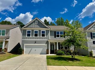5888 Screech Owl Dr, Flowery Branch, GA 30542
