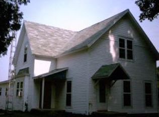 7002 W Plymouth Laporte Trl, Plymouth, IN 46563