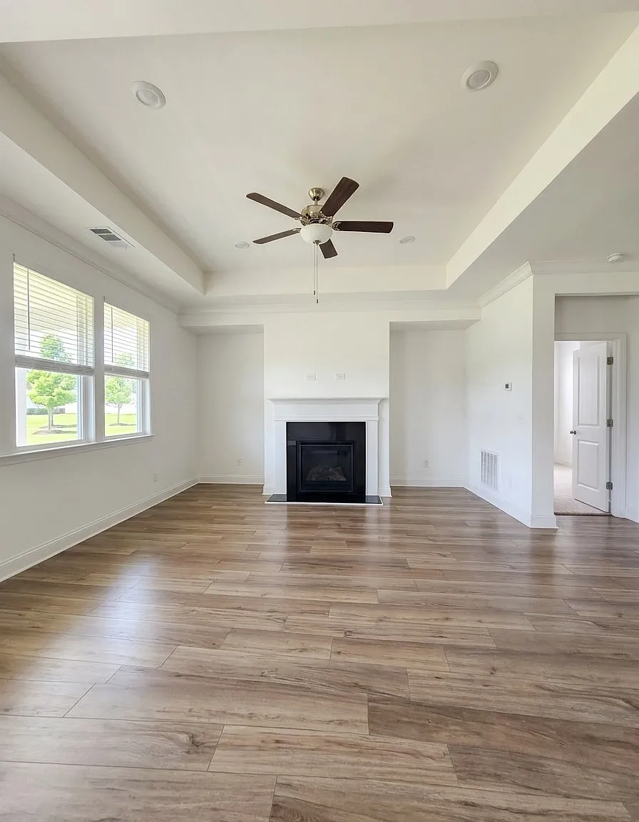 384 Yardley Lane — Photo 3