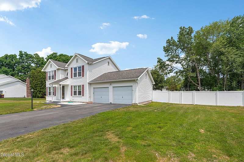 2nd image of 3002 Morgan Court Court