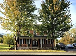 545 Hilltown Rd, Gettysburg, PA 17325