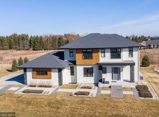 2608 Saint Peter Ln, Rochester, MN 55902