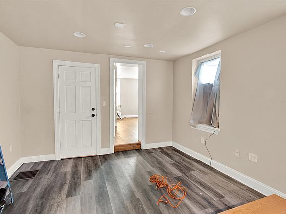 5th image of 531 Chestnut St #2