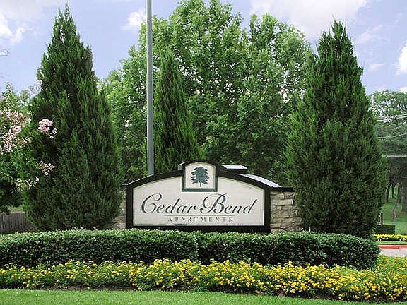2nd image of 2606 Holly Brook Ln #6536ade53
