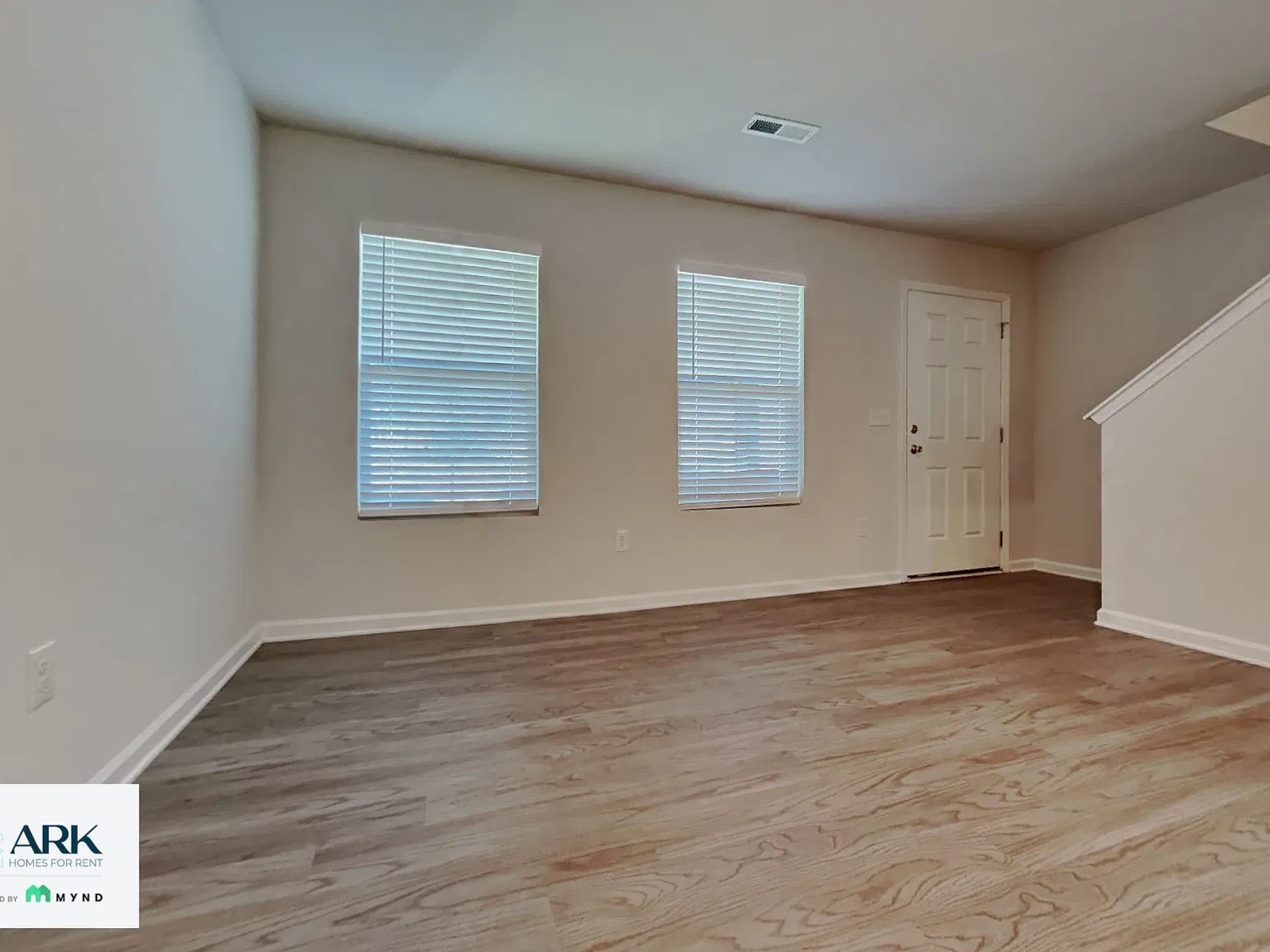 4 bed, 3.0 bath, 1774 sqft, $1,845 — Photo 2
