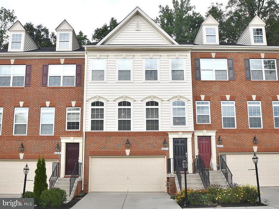 1st image of 627 Highland Farms Cir