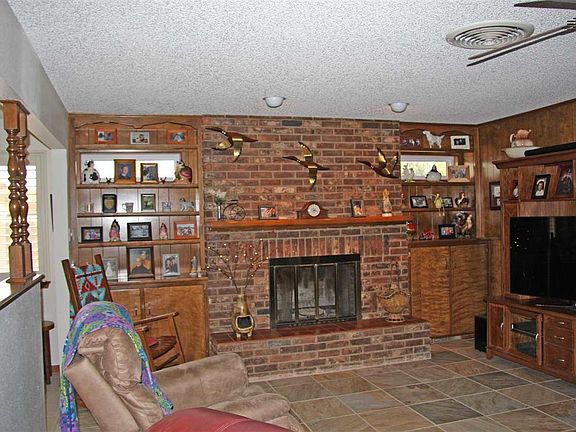 5th image of 1225 Parkland Dr