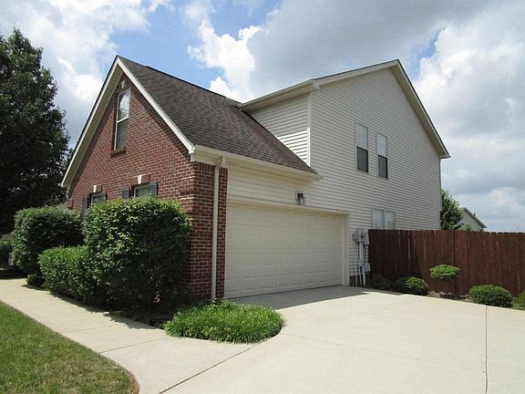 2nd image of 3140 Caversham Park Ln