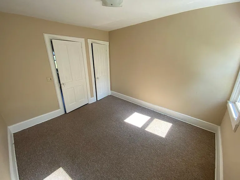 6427 Chippewa Rd — Photo 16