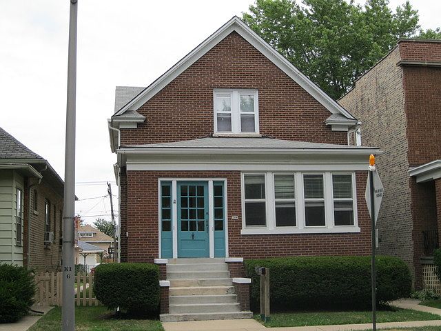 1st image of 216 Lathrop Ave APT 2