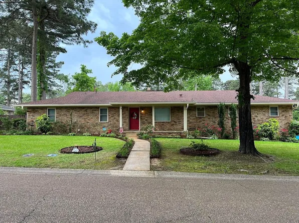 1221 Bluebird Hill Dr, Magnolia, AR 71753