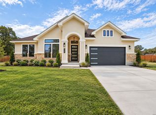 220 County Road 6864, Natalia, TX 78059