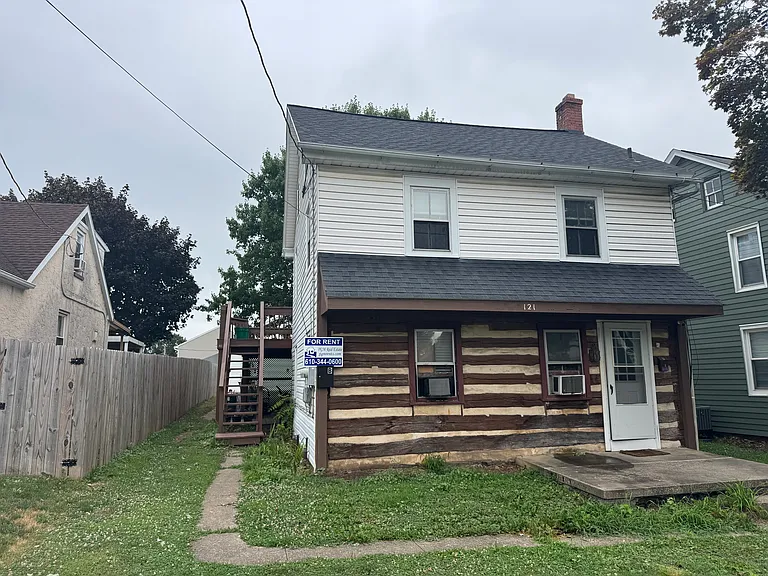 121 E Chestnut St — Photo 6