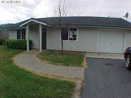 1st image of 10401 Broken Oak Ct