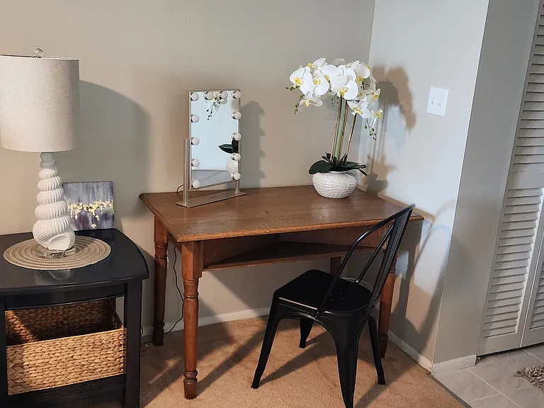 4775 Cove Cir #204 — Photo 10