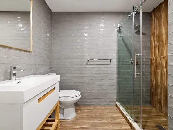 172 Schaefer Street image 18 of 23