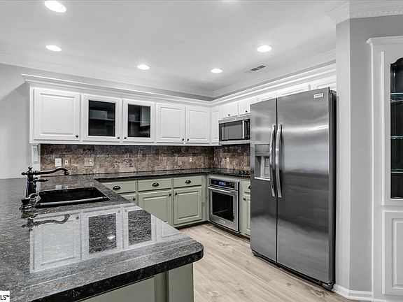 5th image of 134 Dove Haven Dr