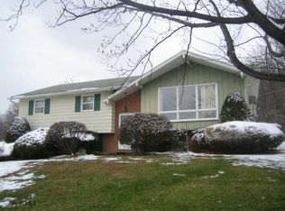 201 Hoover Ln, Duncansville, PA 16635