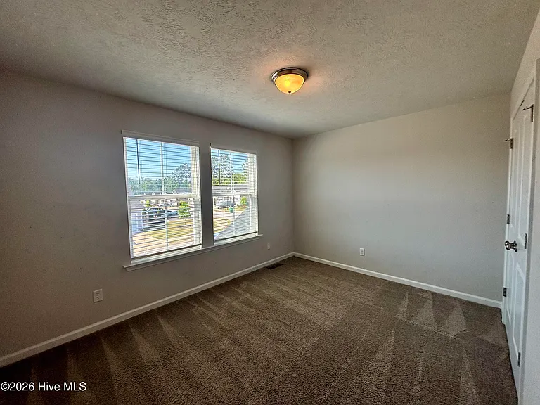 1101 Clareton Dr — Photo 17