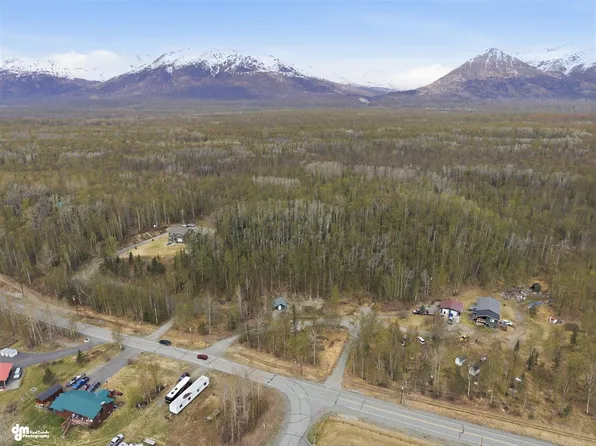 9445 E Boyd Rd, Palmer, AK 99645