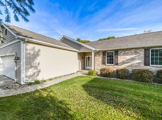 2590 Hunters Blf, Kalamazoo, MI 49048