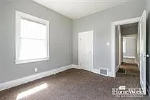201 E Oakside St — Photo 10