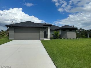 1720 Monroe Ave, Lehigh Acres, FL 33972