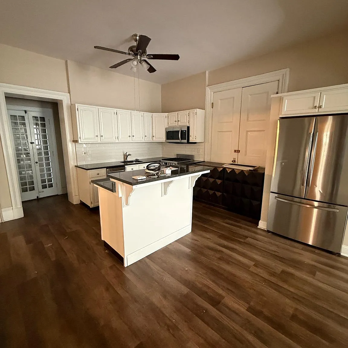 1 bed, 1.0 bath, $2,800 — Photo 4