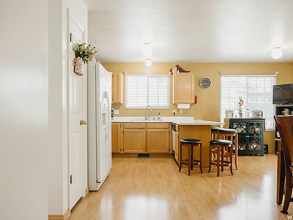 5th image of 2343 W Sugar Pl