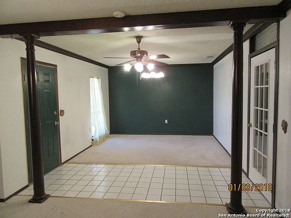 2nd image of 2642 Lakeledge St