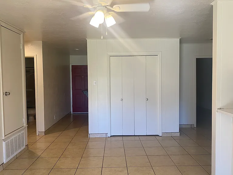 1310 Meadowlane Dr — Photo 6