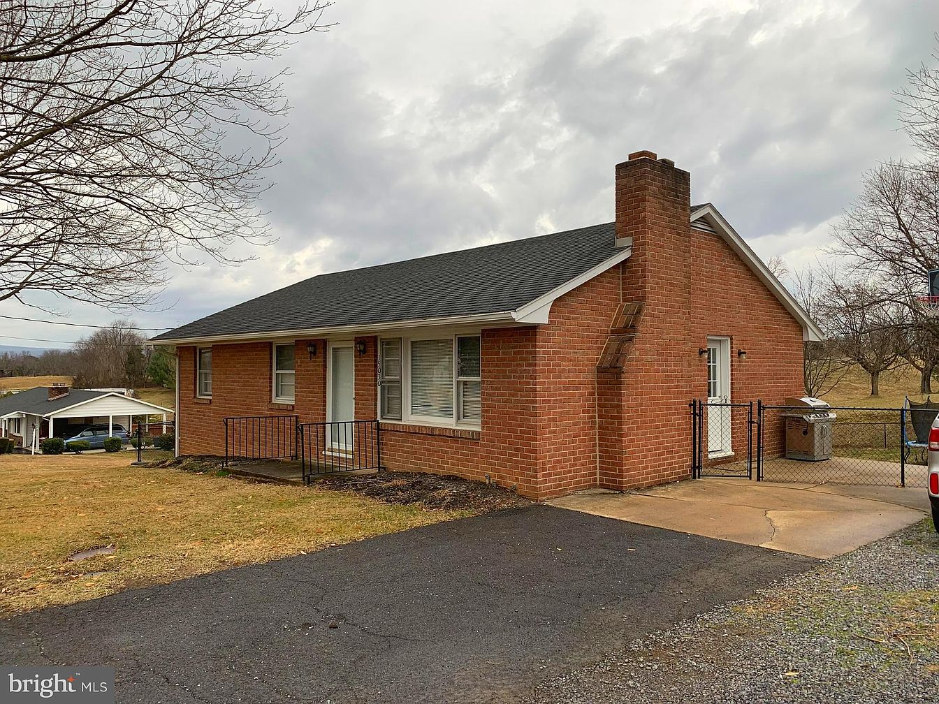 15142 Clear Spring Rd, Williamsport, MD 21795 | Zillow
