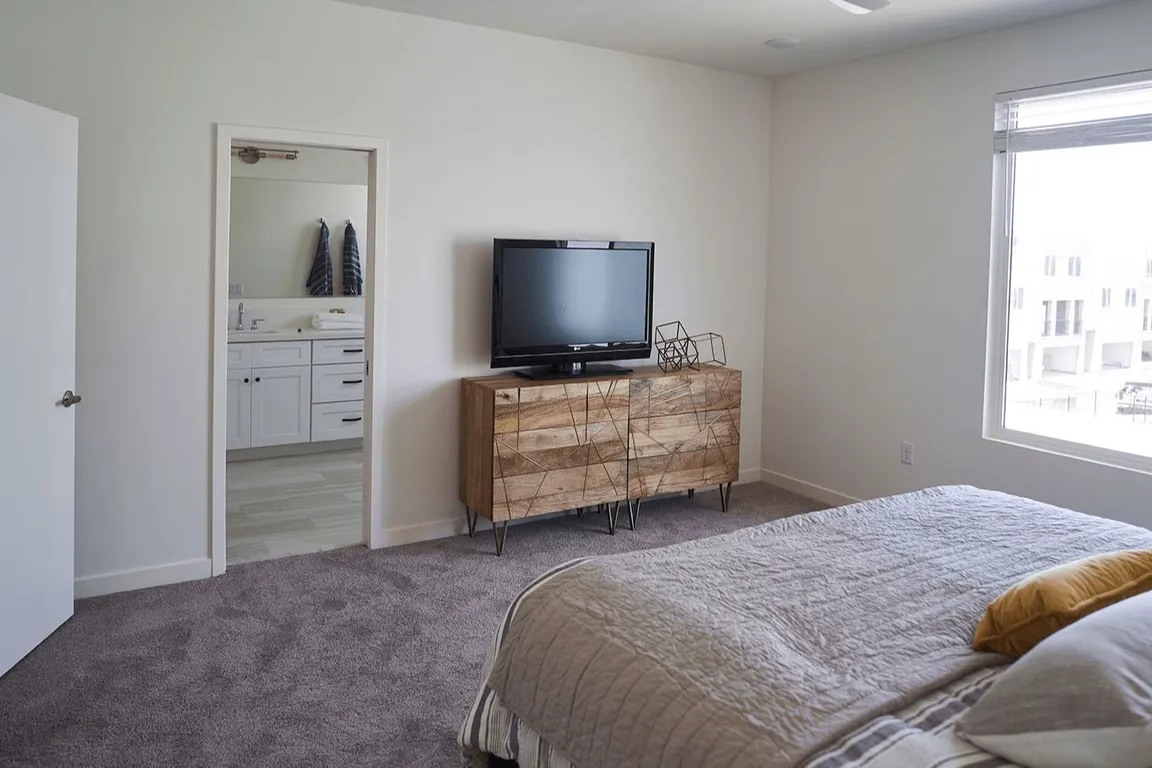 Spacious Bedroom Layouts
