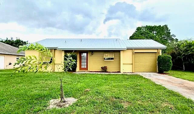 533 SW Carter Ave
