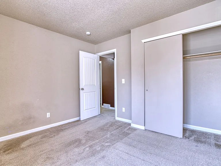 1000 Townley Cir — Photo 21
