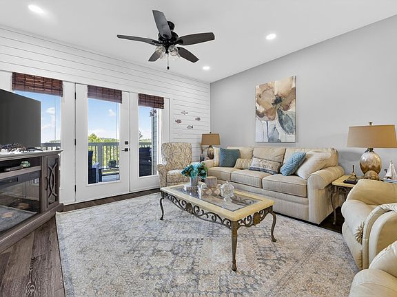 5th image of 475 River Forest Ln #3320