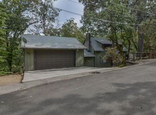 1649 Culbertson Ln, Lake Arrowhead, CA 92352