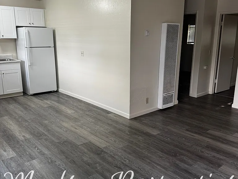84 Nelson Ave #1 — Photo 2