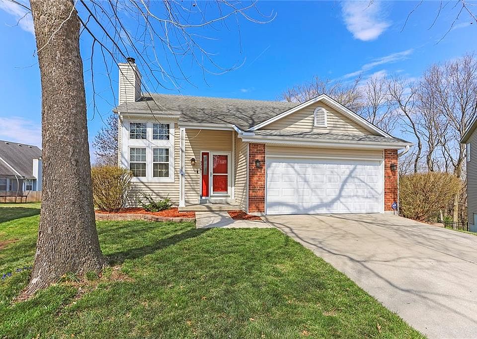 1st image of 4316 NW Briarwood Dr