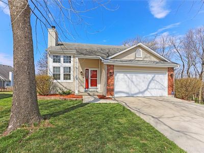 4316 NW Briarwood Dr, Blue Springs, MO, 64015