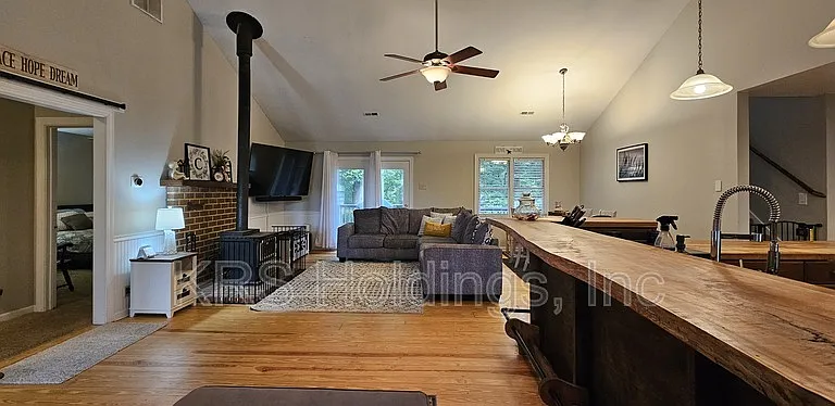 107 Pleasant Point — Photo 6