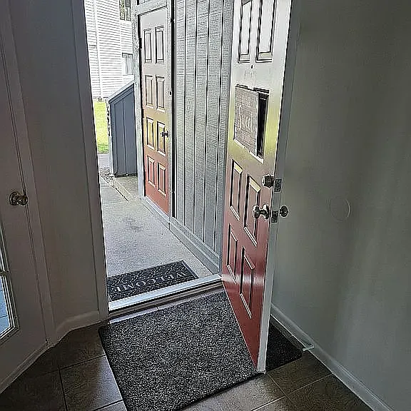 521 Pheasant Run — Photo 6