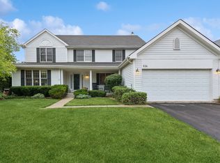 324 Danbury Dr, Vernon Hills, IL