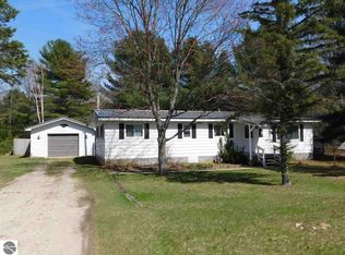 7300 Blue Lake Rd NE, Kalkaska, MI 49646