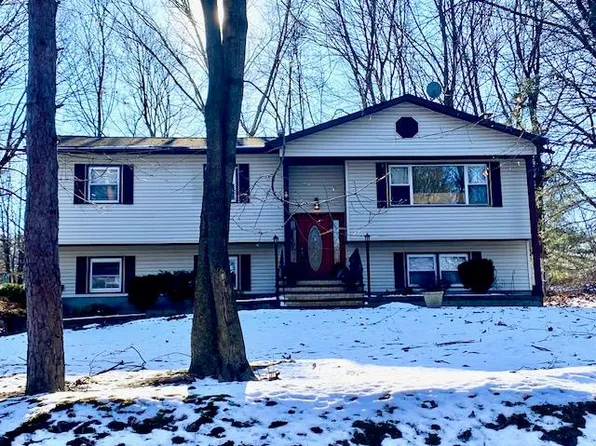 55 Oakland Avenue, Central Valley, NY 10917