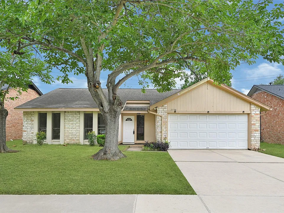 2730 Mesquite Dr